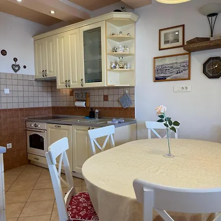 Ornik Apartment Crikvenica