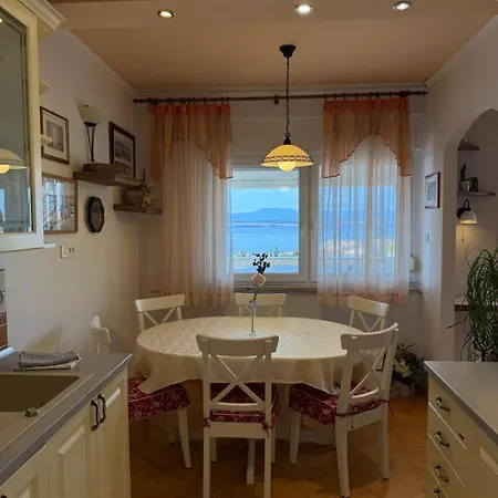 Ornik Apartment Crikvenica